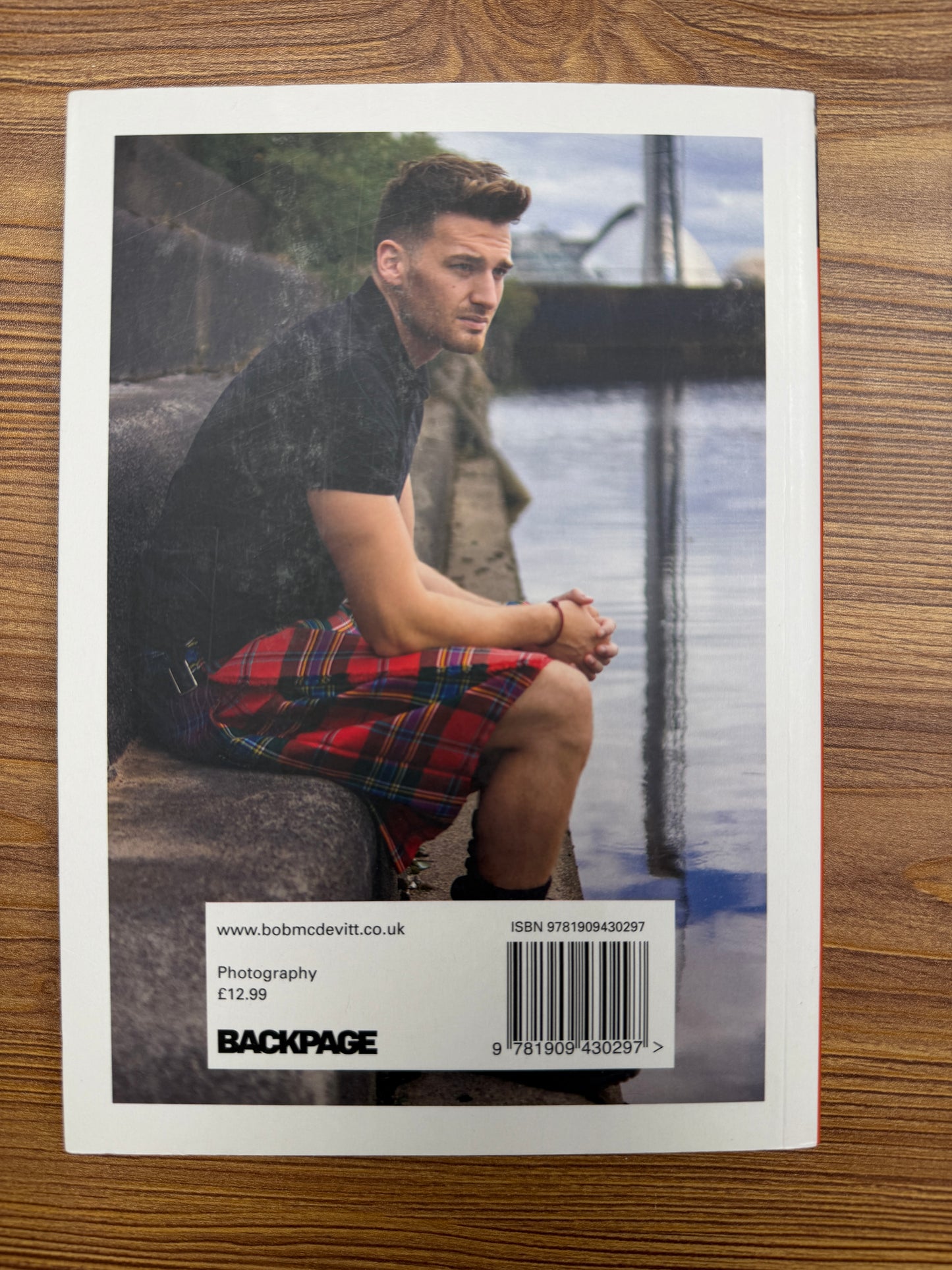 101 Men in Kilts by Bob McDevitt
