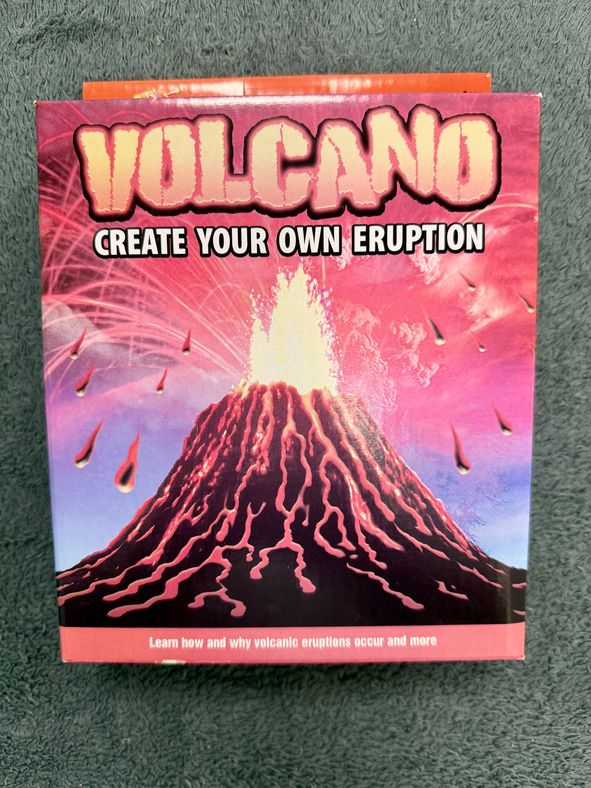 Eruption World of Science Volcano Kit